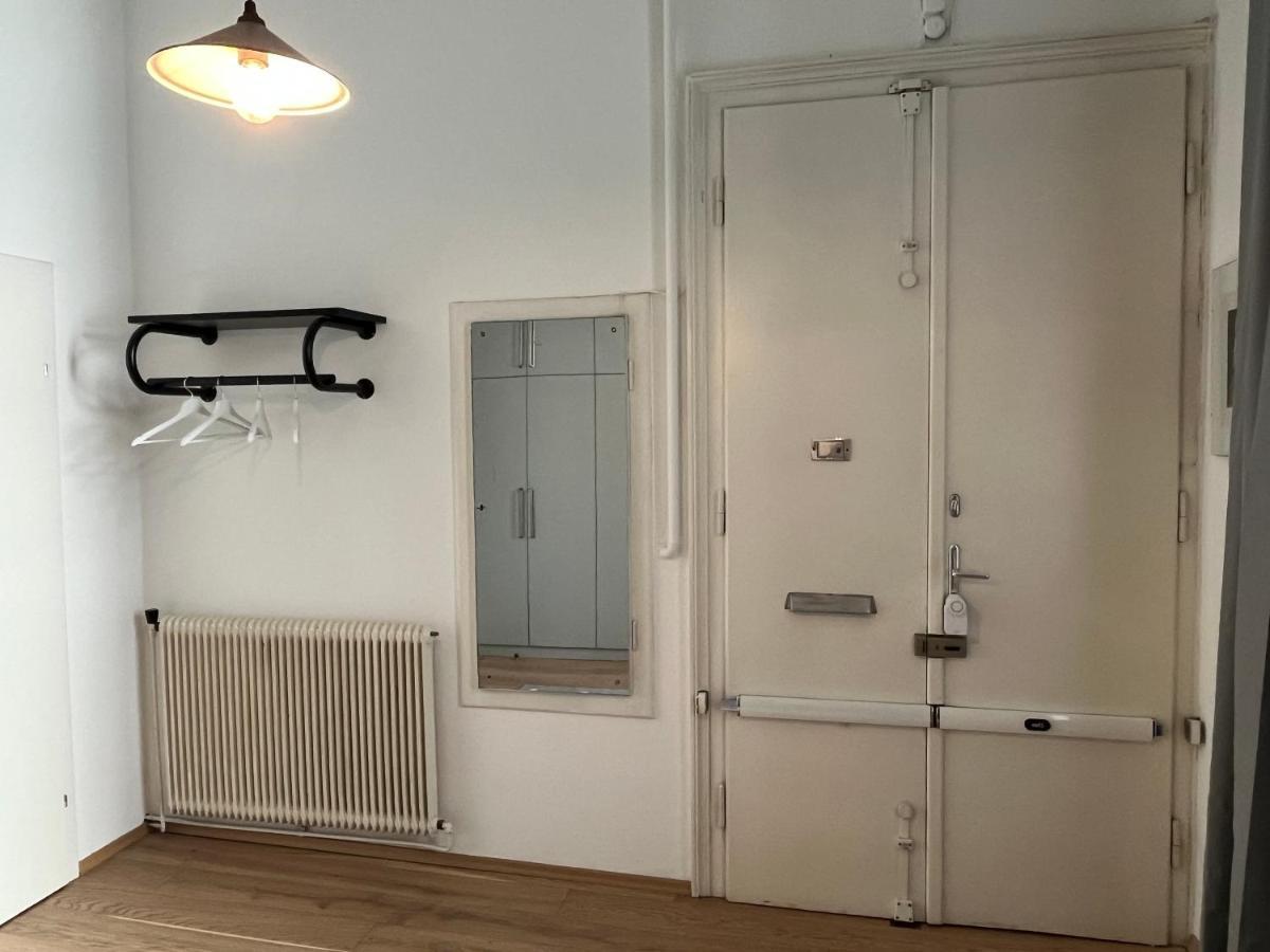 Stylish Apt Near Urania 1br Appartamento *