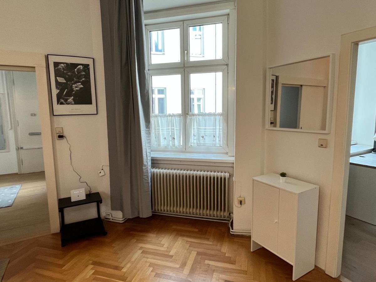 Appartamento Stylish Apt Near Urania 1br *